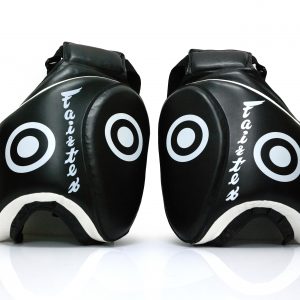 Fairtex Thigh Pads Black-TP3