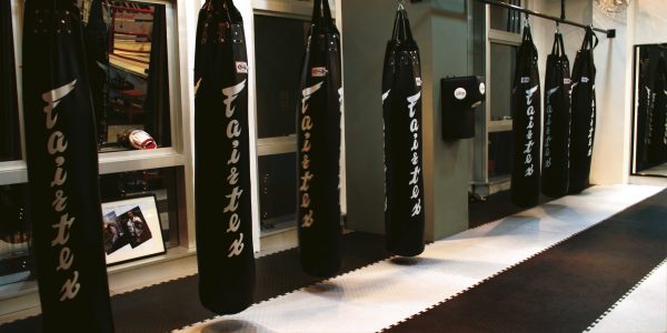 Fairtex-HB6-6FT Banana Bag-Black