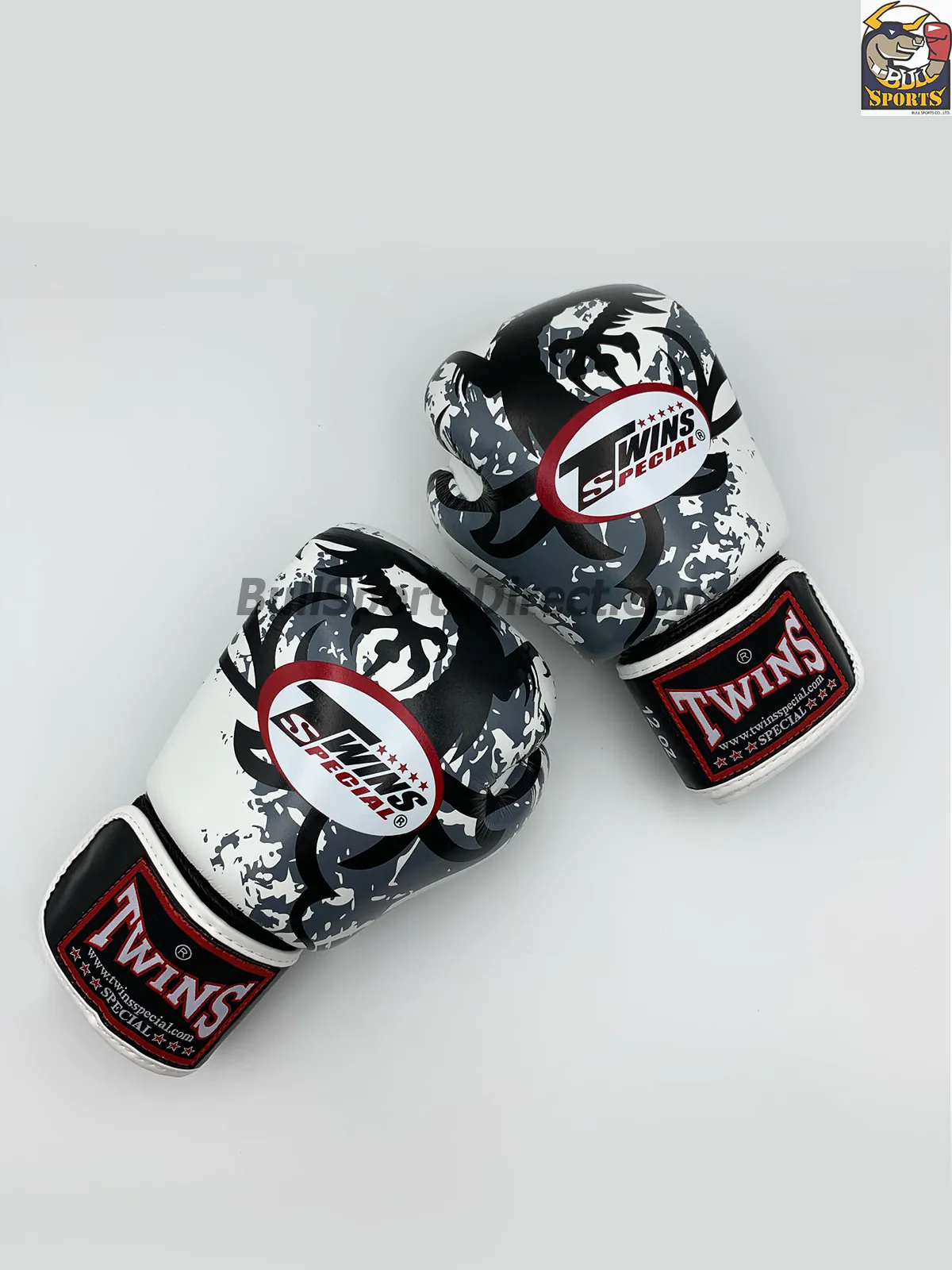 Twins Boxing Gloves FBGV-36 White Dragon Claws (1) Twins Special Fancy Boxing Gloves FBGV-36