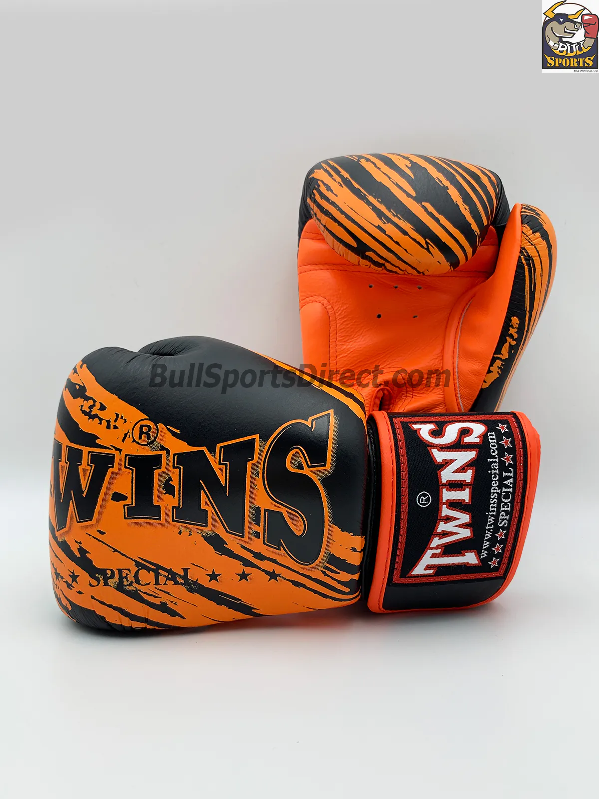Twins Fancy Boxing Gloves FBGV-TW2 Black Orange Twins FBGV-TW2 Black Orange Boxing Gloves