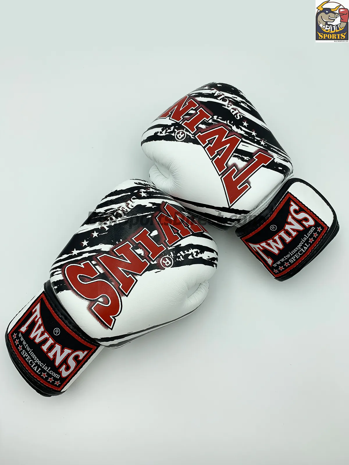 Twins Fancy Boxing Gloves FBGV-TW2 White Black (1) Twins Boxing Gloves FBGV-TW2 White Black