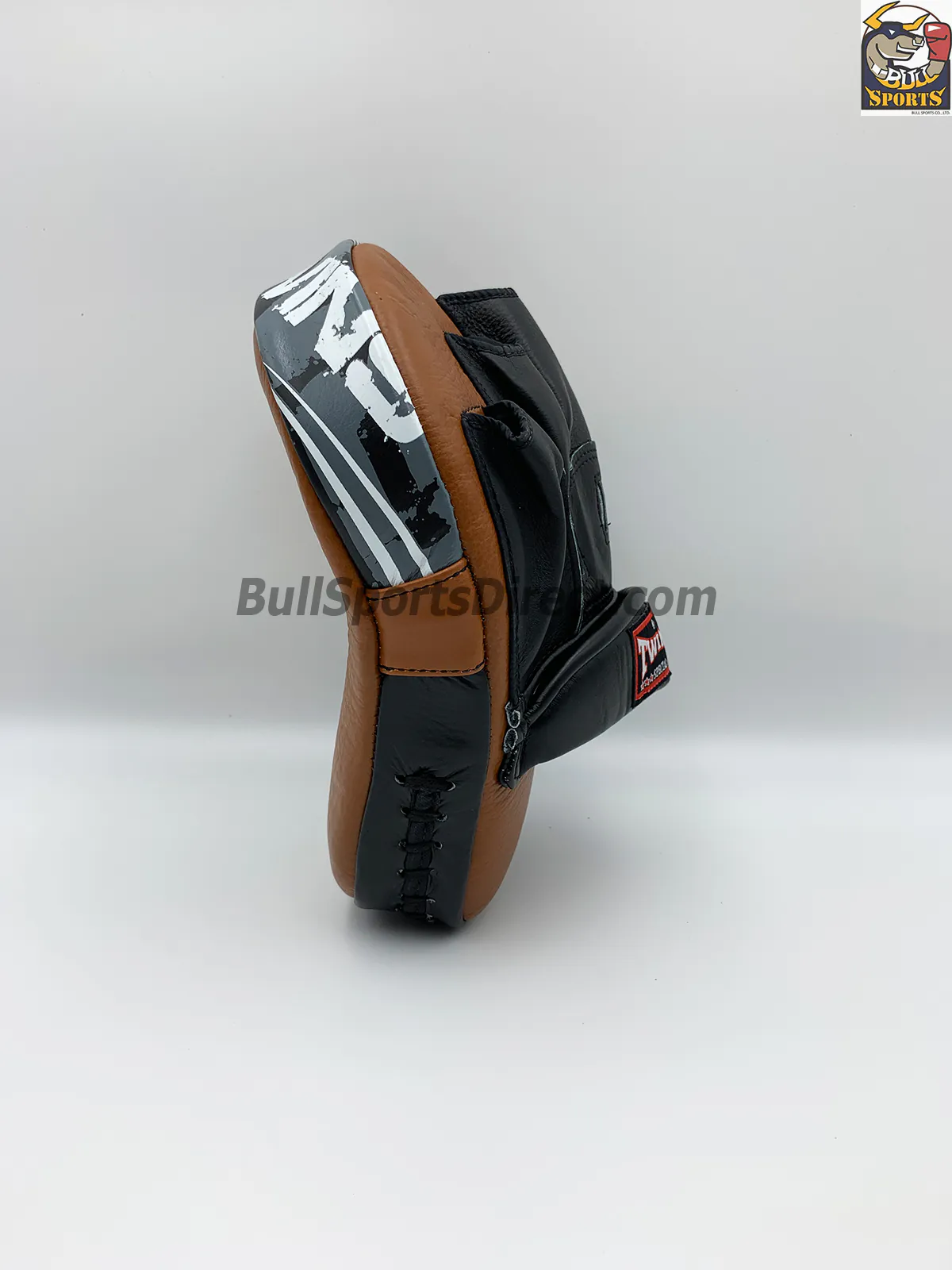 Twins-PML-10 Punching Pads-Curved Twins-PML-10-Brown/Black