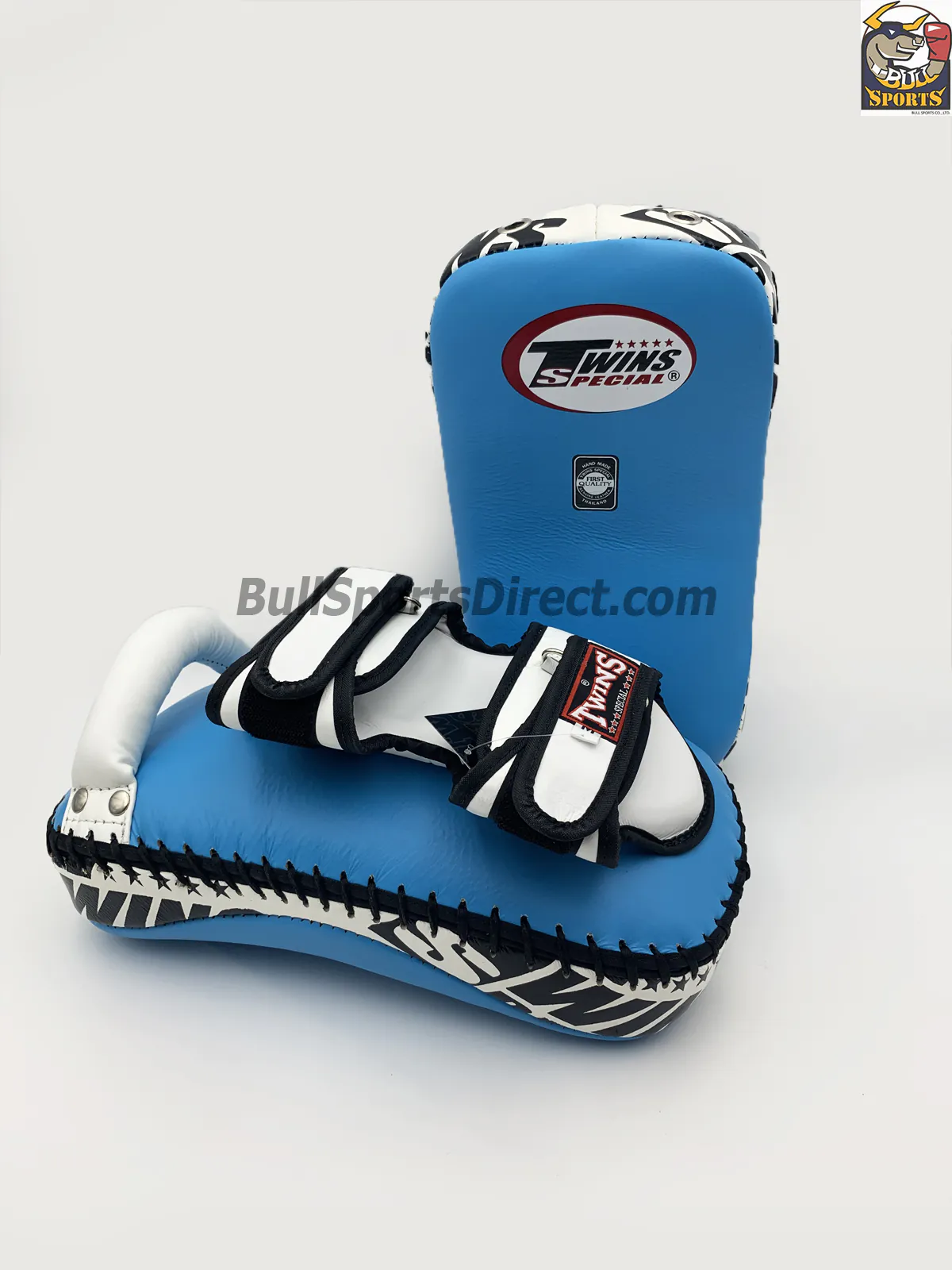 Twins-KPL-12 Deluxe Kicking Pads (14) Twins Deluxe Kicking Pads Blue White