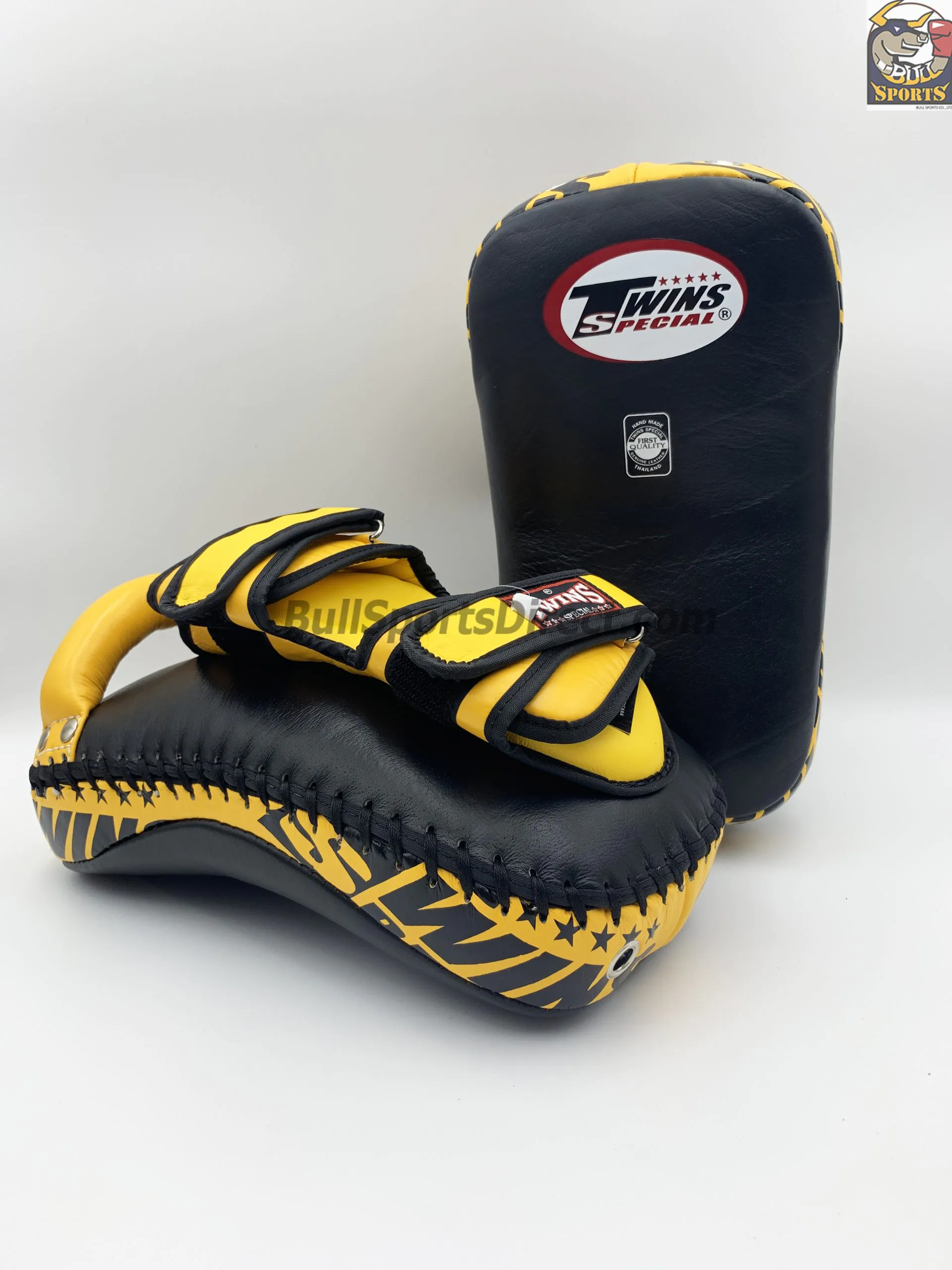 Twins-KPL-12 Deluxe Kicking Pads (16) Twins-KPL12 Kick Pads-Black Yellow