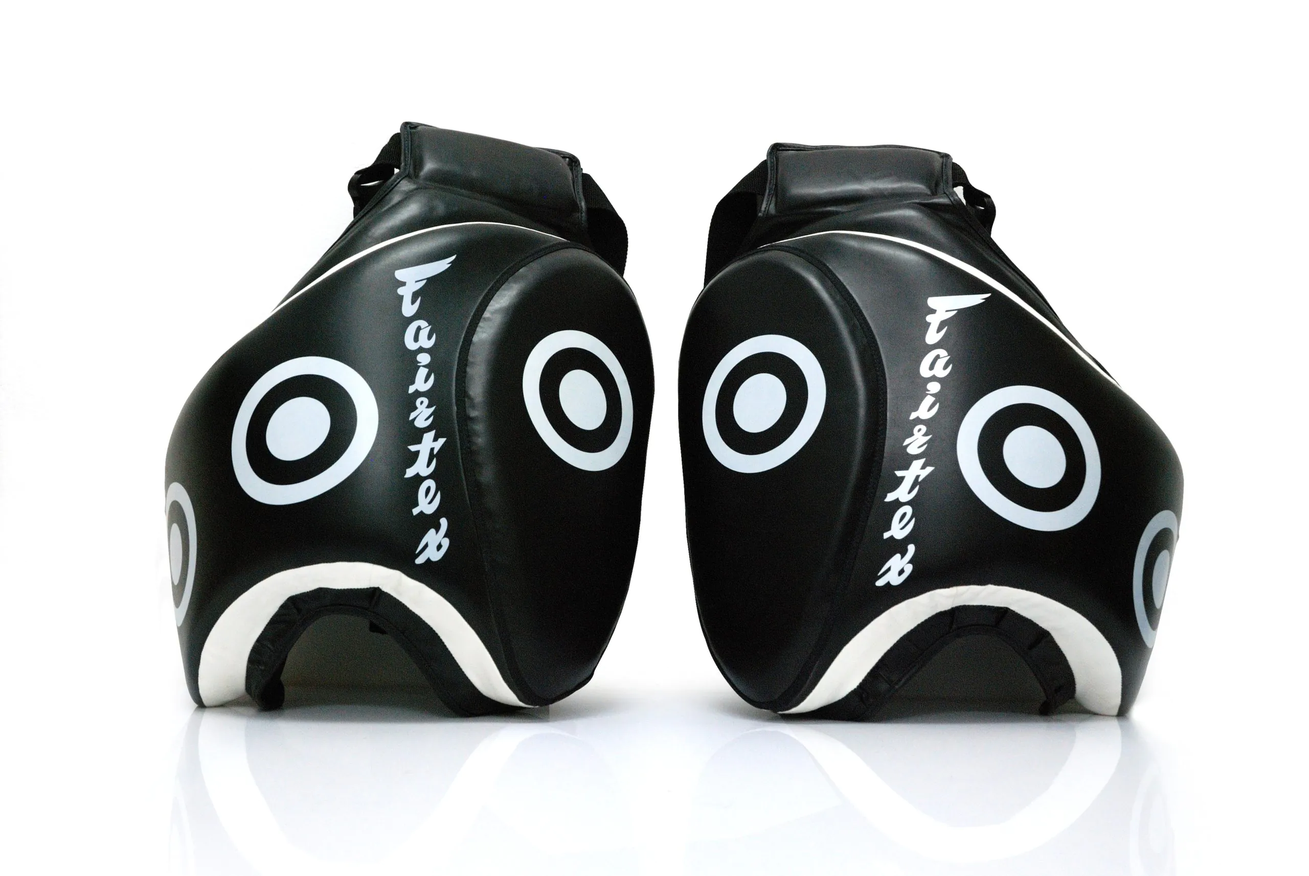 Fairtex-Thigh Pads-TP3 Black Fairtex Thigh Pads TP3