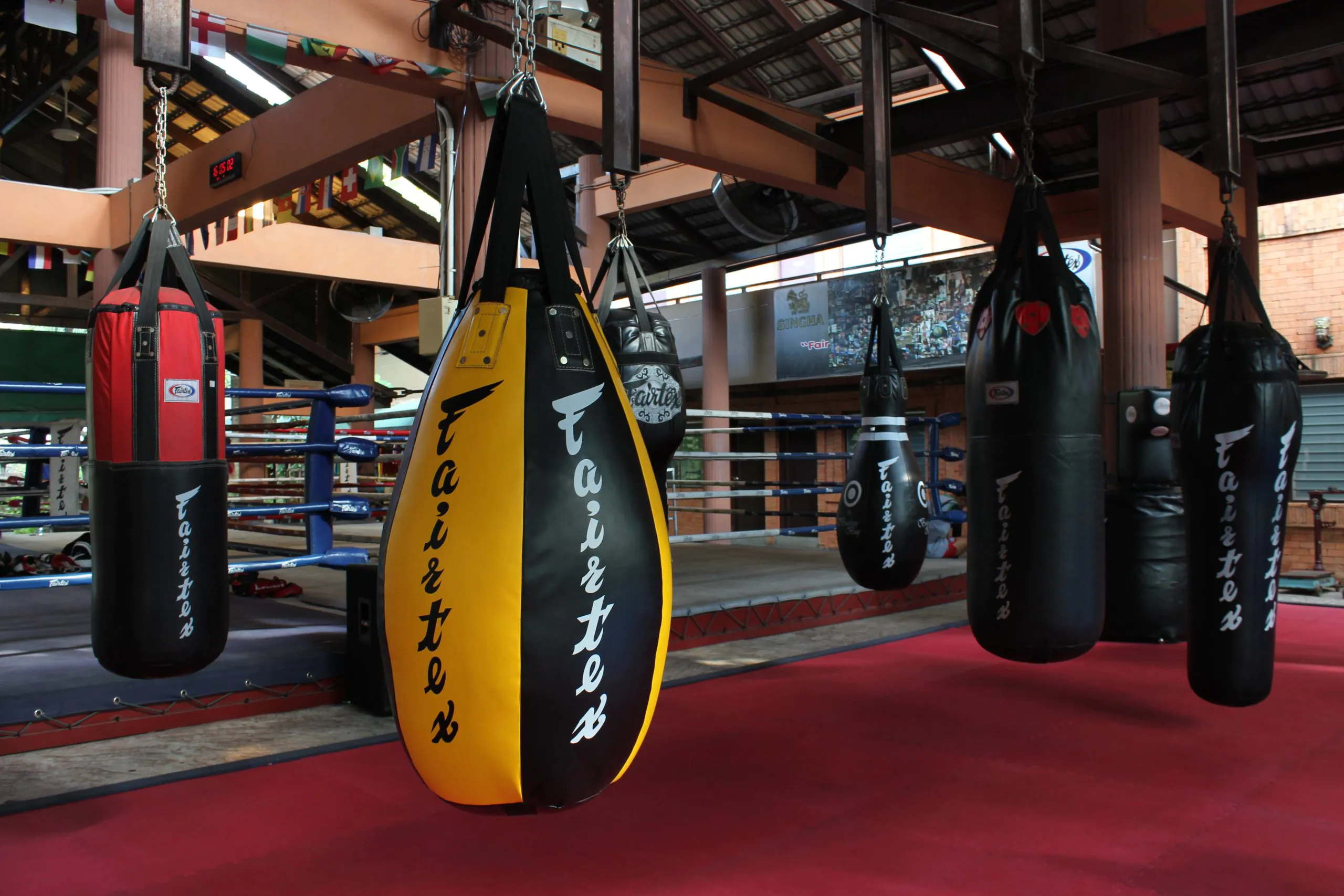 Fairtex-HB15 Super Tear Drop Heavy Bag Fairtex-HB15 Yellow/Black Hanging Heavy Bags