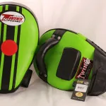 Twins KPL-11 Kicking Pads – Curve-Black Green
