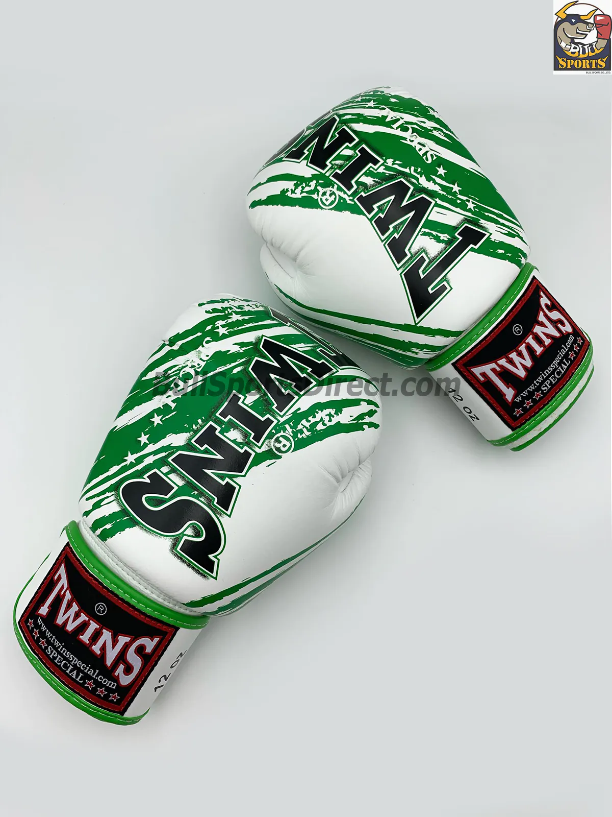 Twins Fancy Boxing Gloves FBGV-TW2 White Green (3) Twins Boxing Gloves FBGV-TW2 White Green